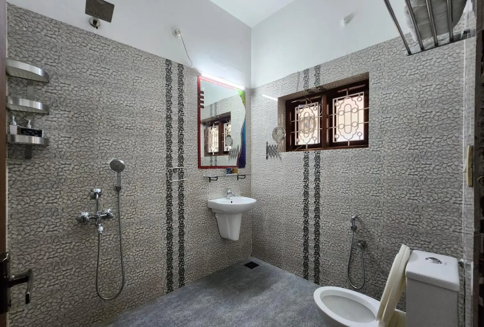 Hotel Bharatham Heritage Inn Kannur